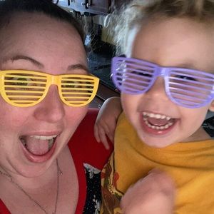 Meet your Posher, Alexandra